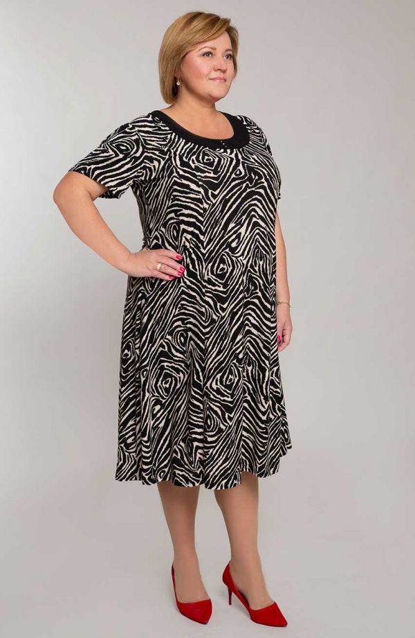Rozkloszowana sukienka czarno beżowa zebra