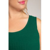 Zielona prążkowana sukienka ze sweterkiem