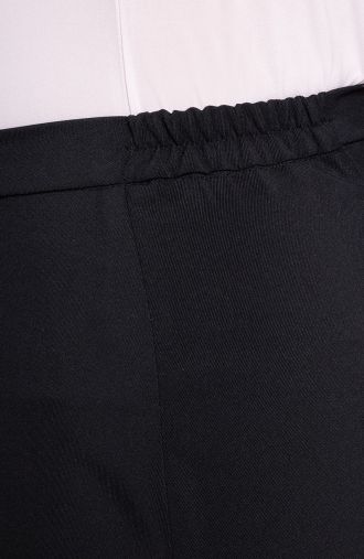 Wygodne czarne spodnie w kant