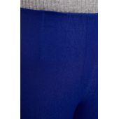 Dłuższe proste spodnie plus size dla puszystych w kolorze chabru