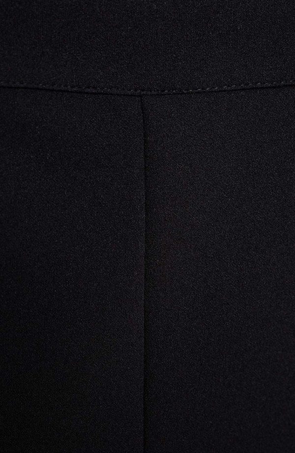 Czarne eleganckie spodnie z kieszeniami