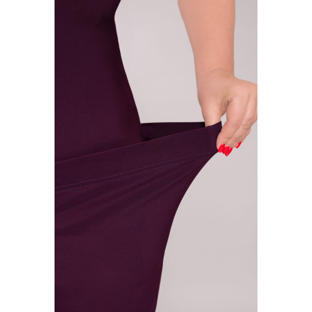 Elegancki fioletowy kostium damski ze spodniami i dłuższą tuniką i rękawem 3/4 na wesele | Modne Duże Rozmiary
