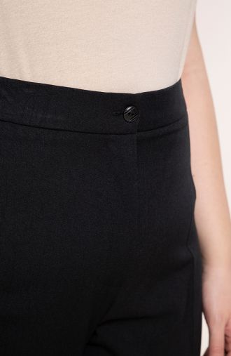 Lniane spodnie w kant w czarnym kolorze