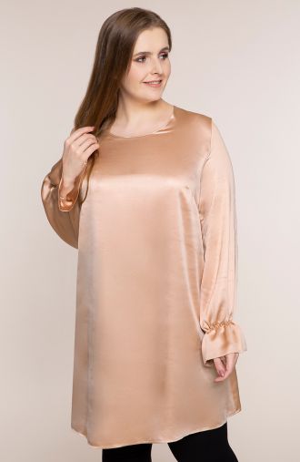 Długa tunika w szampańskim kolorze - odzież plus size