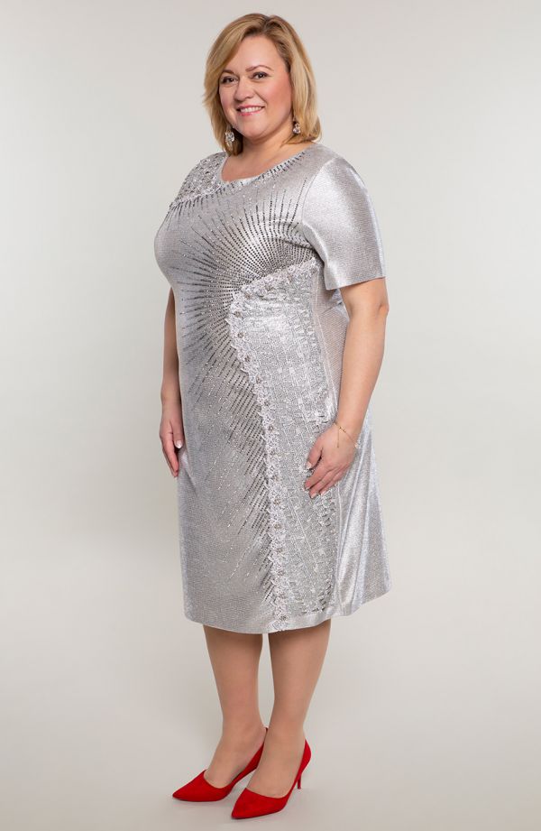 Srebrna weselna sukienka w srebrne dżety