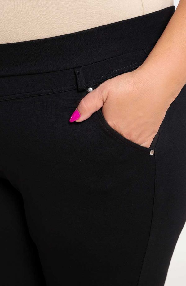 Czarne spodnie jegginsy z kieszonkami