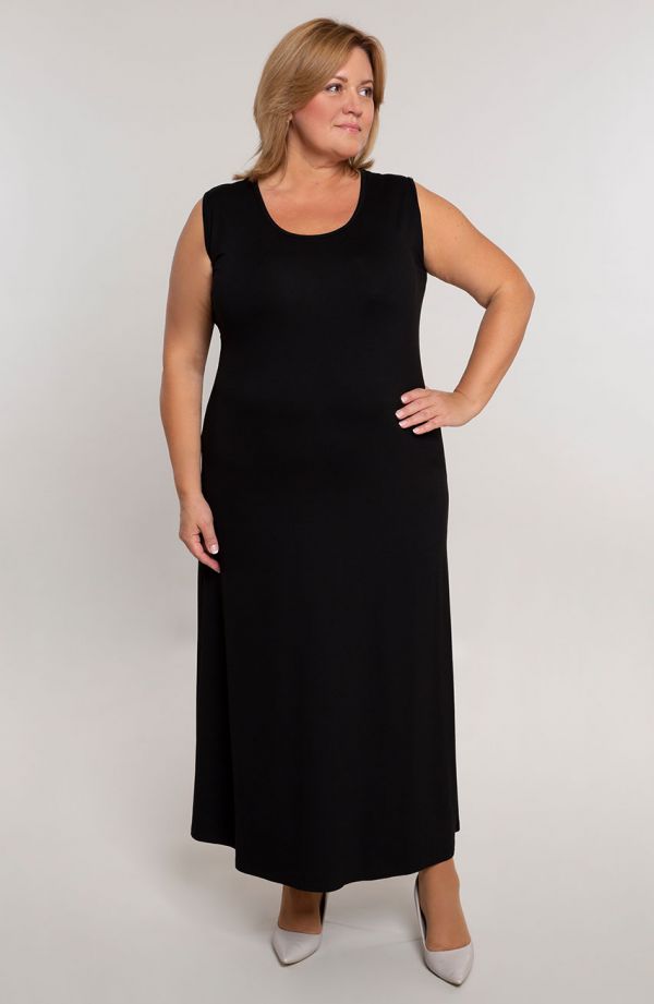 Sukienka maxi w kolorze klasycznej czerni