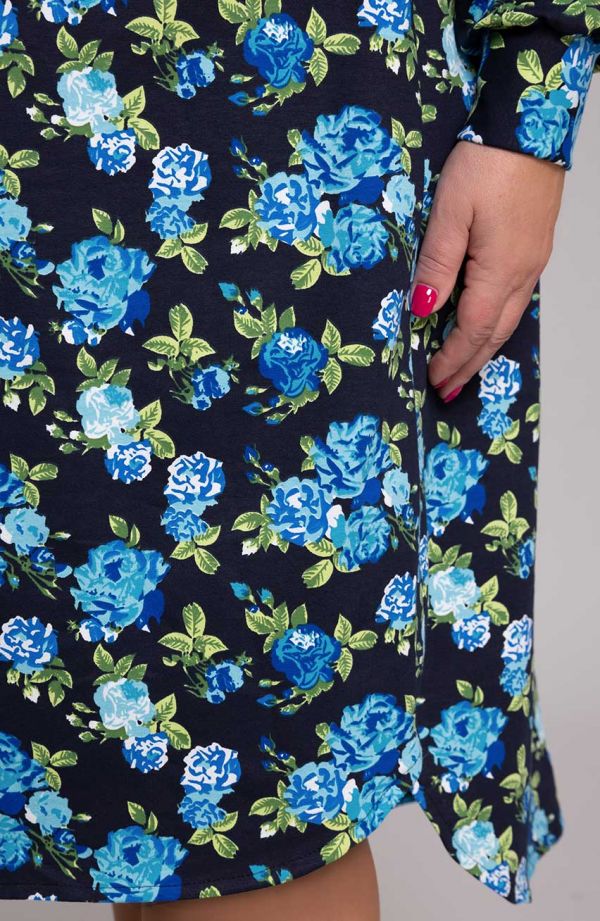 Sukienka koszulowa w niebieskie kwiaty
